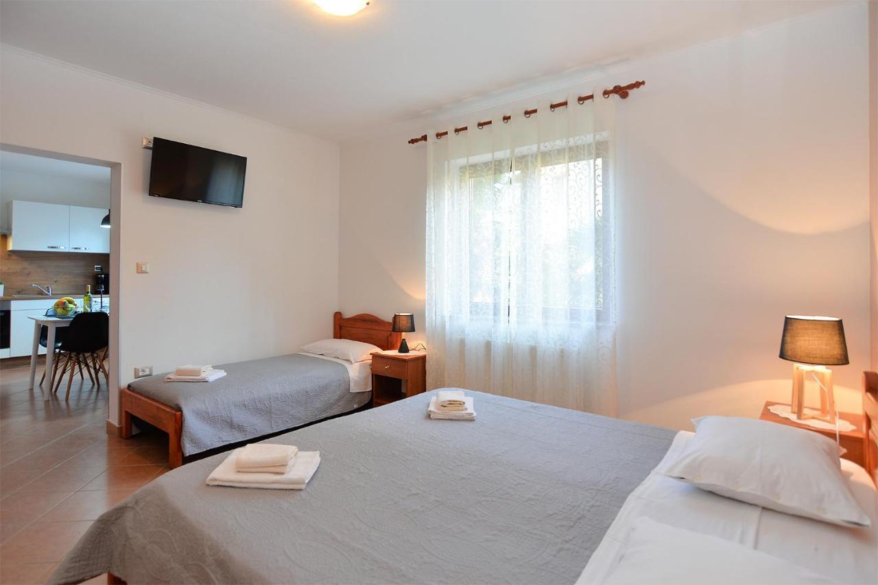 Apartments Marija 1089 Porec Luaran gambar